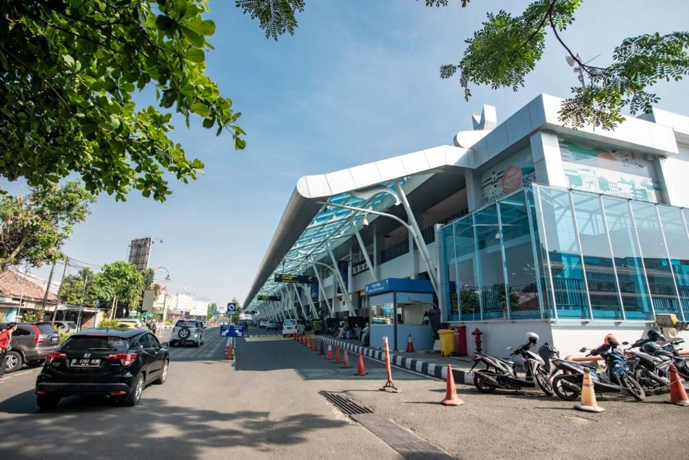 Husein Kembali Mengudara: Strategi Komersialisasi Bandara Bandung Demi Konektivitas dan Ekonomi Lokal