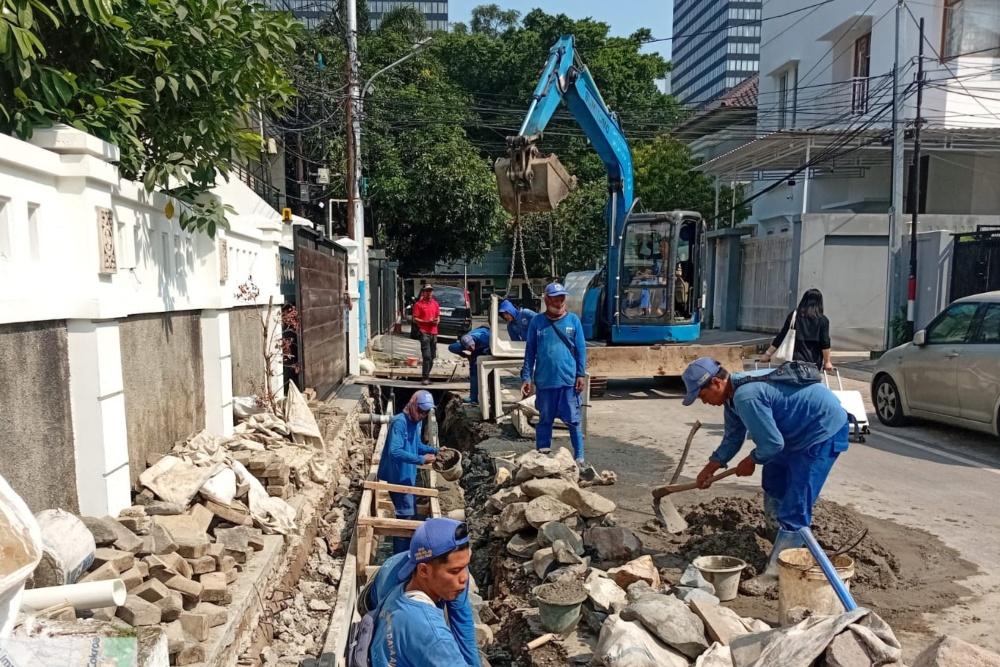 Kesempatan Emas Warga Jakarta: Program Padat Karya Buka 86 Posisi Baru Penataan Lingkungan Hingga 2026