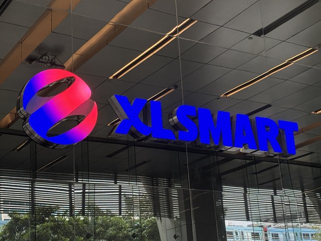 XLSmart Perluas Jaringan 5G Blanket Coverage di 8 Wilayah Jatim, Dorong Ekonomi Digital