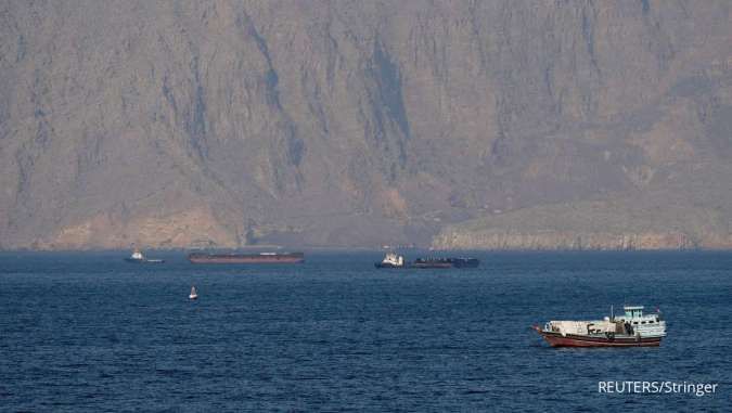 Ancaman Ekonomi Global: Potensi Lonjakan Biaya Energi dan Produksi Akibat Penutupan Selat Hormuz