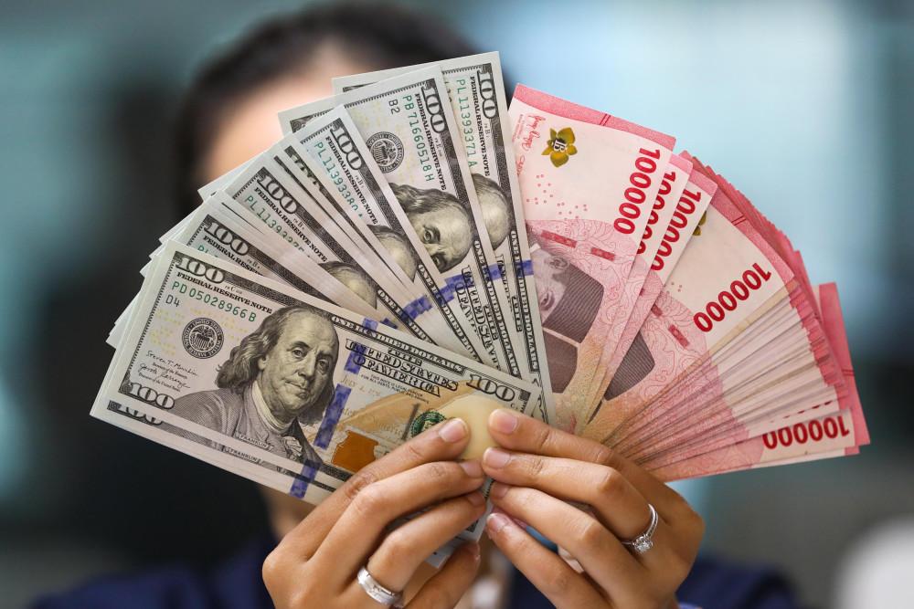 Sorotan Lembaga Rating Global: Peringatan Dini Ketahanan Ekonomi Indonesia di Tengah Tekanan Rupiah