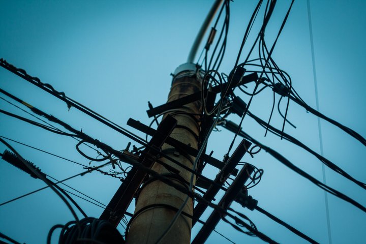 Kementerian Komunikasi Siapkan Lelang Frekuensi 900 MHz Akhir 2026, Dorong Transformasi Digital