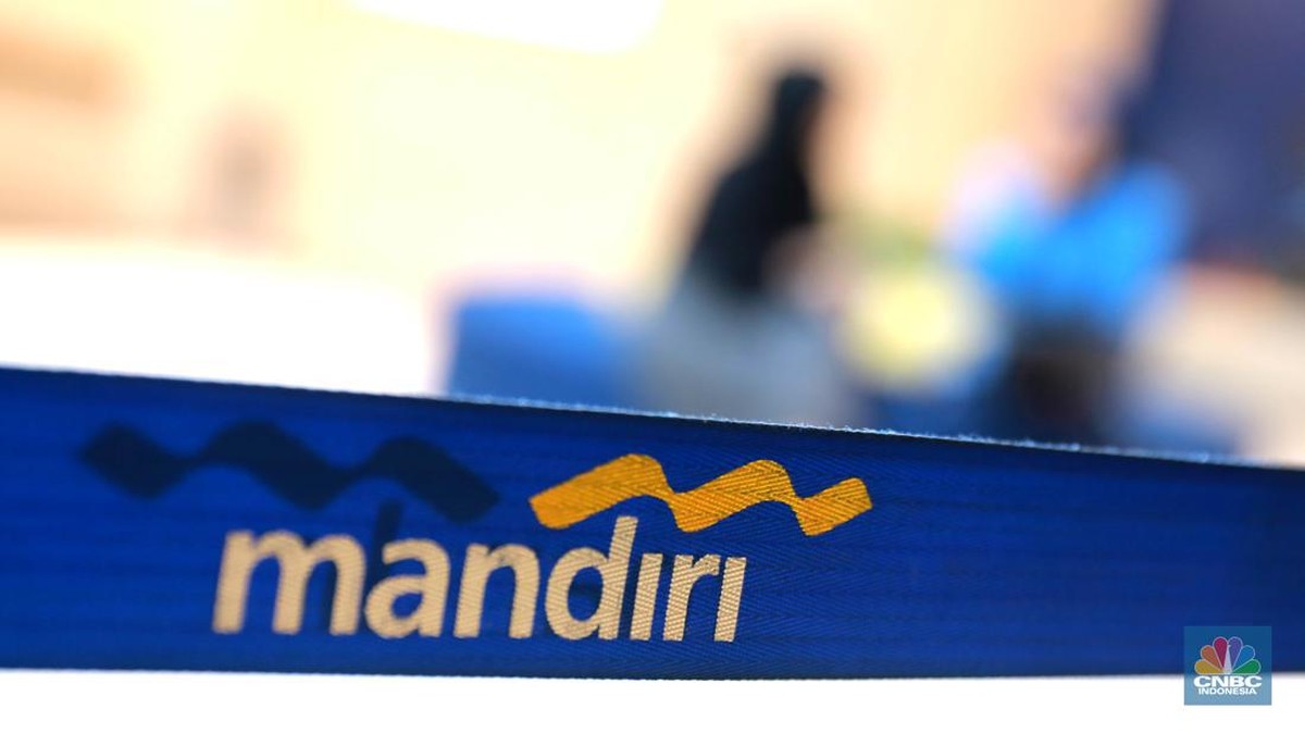 Foto: Ilustrasi Bank Mandiri (File Photo CNBC Indonesia)
