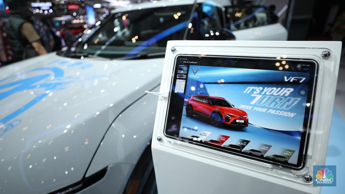 Foto: Gelaran Gaikindo Indonesia Internasional Auto Show (GIIAS) 2025 DI Tangerang, Banten, Rabu (23/7/2025). (CNBC Indonesia/Tri Susilo)