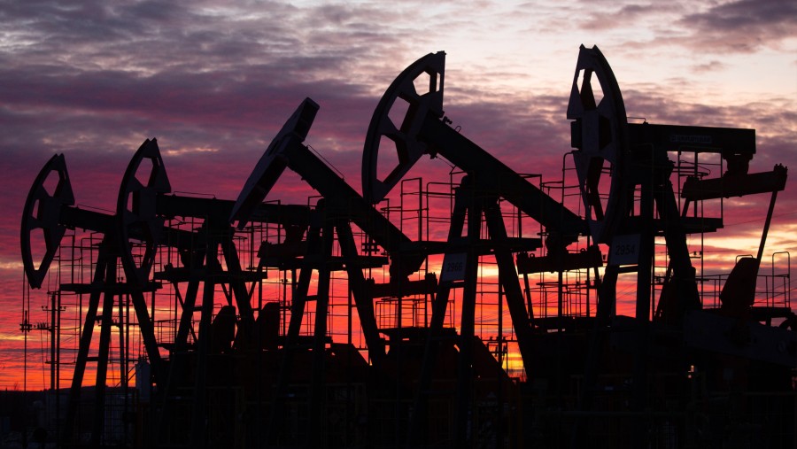 Eskalasi Geopolitik Picu Lonjakan Harga Minyak Brent ke Level US$100/Barel